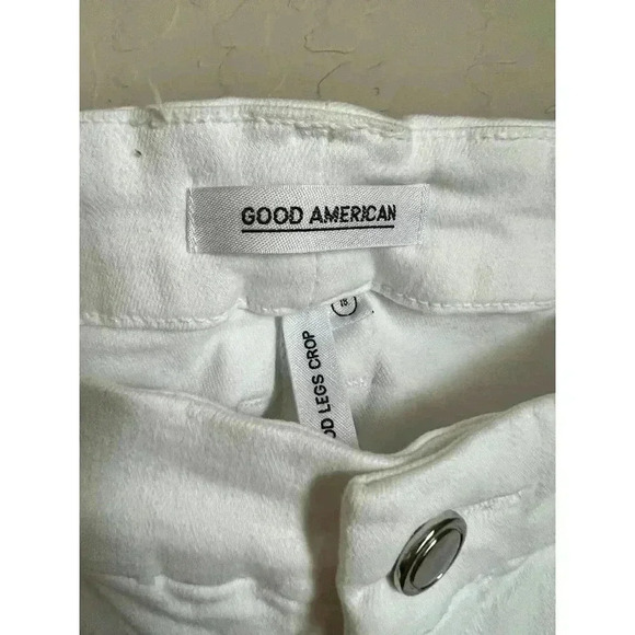 Good American Good Legs Crop Jeans White001 Size 18 - Picture 9 of 11